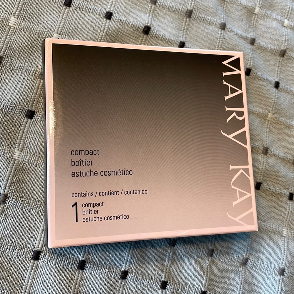Mary Kay Compact Case